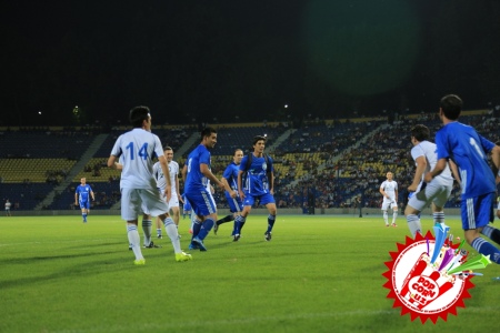 «Биз гиёҳвандликка қаршимиз» шиори остида ўтказилган футбол шоудан батафсил!