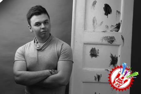 Лайлисига Мажнун бўлишни истаган Алим