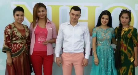 Моҳим ўз истеъдодини намоён этмоқда