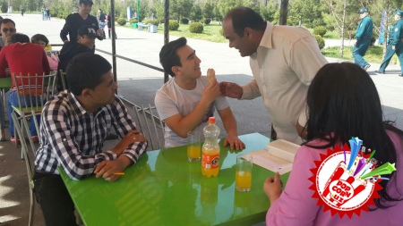 Миллий удумларимиз акс этган оилавий комедия – “Куёв жўра”