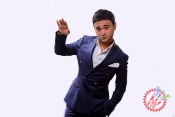 Шоҳруҳхон умуман бошқа кўринишда намоён бўлди