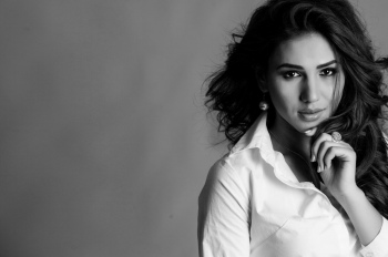 Афсонадан \"Дулли\" видеоклип премьераси