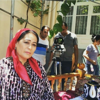 Шоу-бизнес оламидаги янгиликлар қисқа сатрларда!