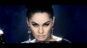 Хоразм гўзали Хулкар Абдуллаеванинг \"Муҳаббат\" таронасига ишланган видеоклипи алоҳида таҳсинга лойиқ