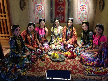 Абдурашид Йўлдошевнинг “Қизил гул”и энди клипи билан