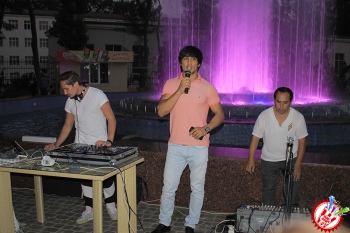 Нилуфар Усмонова янги видеоклипининг намойишини ўтказди