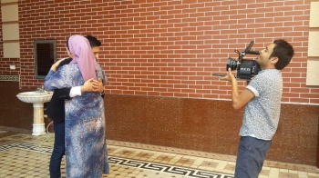 Ҳусан кимни кутмоқда