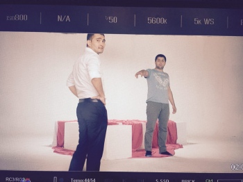 Азиза Низамова мухлислари учун кутилмаган туҳфа тайёрламоқда