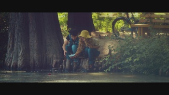 Мавлуда Асaлхўжаевадан янги видеоклип премьераси