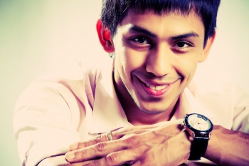 Сардор Исроиловдан кутилмаган ижод маҳсулини қарши олинг