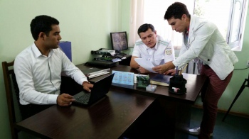 Кўчанинг боласи