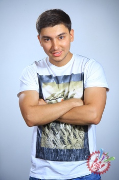 Жавоҳир Содиқов таронаси орқали севгисига  кимни ишонтирмоқчи ?