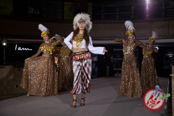 Канизадан кутилмаган образдаги фотосессия