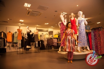 Канизадан кутилмаган образдаги фотосессия