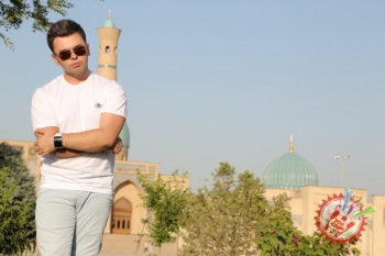 Алим ижросидаги “Лайлимсан” таронасининг клипини қарши олинг