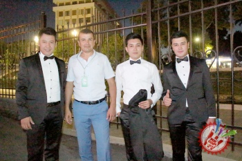 "Бетакроримсан, ягонасан, она Ватаним — Ўзбекистоним”