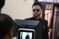 “Танҳо юлдуз ёҳуд сени ўзим бой қиламан” суратга олиш жараёнидан батафсил!