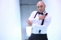 Умидахон севишганларга бағишлаб қўшиқ куйлади