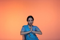 “Ўзинг бўлсанг бас” энди клипи билан