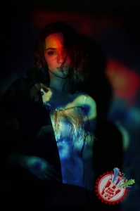 “Ўзинг бўлсанг бас” энди клипи билан