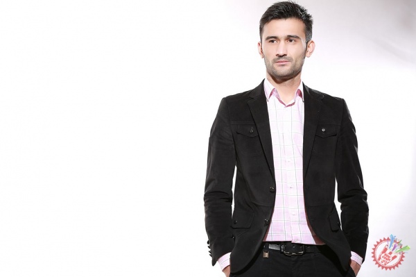 Ҳусан ҳамон кутмоқда