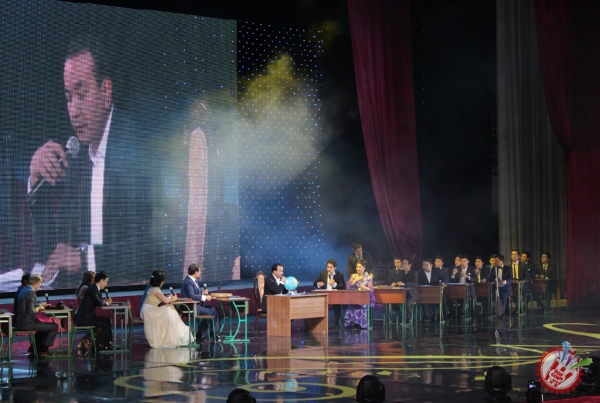 “Япроғимиз азим чинорнинг”