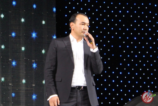 “Япроғимиз азим чинорнинг”