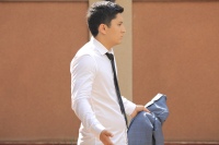 Дилсўз ва унинг опаси Гулсанам, Фаррухнинг адабини беришди, бироқ...