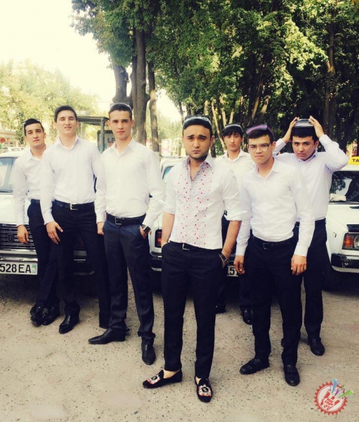 Шохруҳхон Зарина Низомутдинова билан бахт уйида! Қизиқ улар турмуш қурдими?