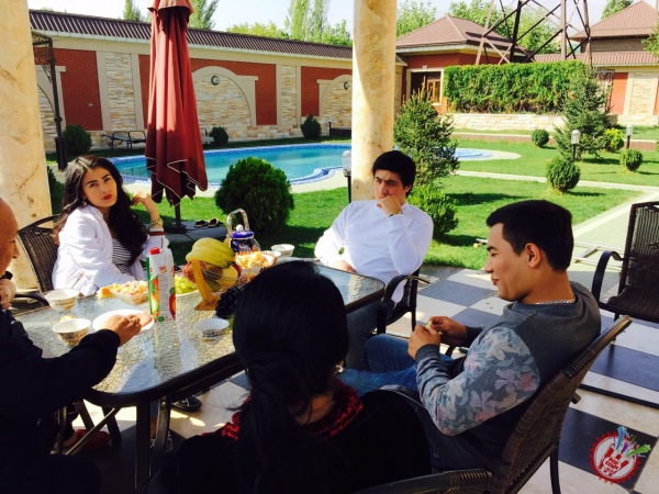 Dj Yamin ўзини  кино соҳасида синаб кўрмоқчи?