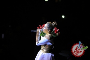 Муниса Ризаеванинг мегашоусига старт берилди (Фоторепортаж)