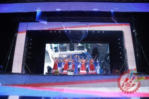 Муниса Ризаеванинг мегашоусига старт берилди (Фоторепортаж)