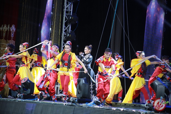 Муниса Ризаеванинг мегашоуси тафсилотлари