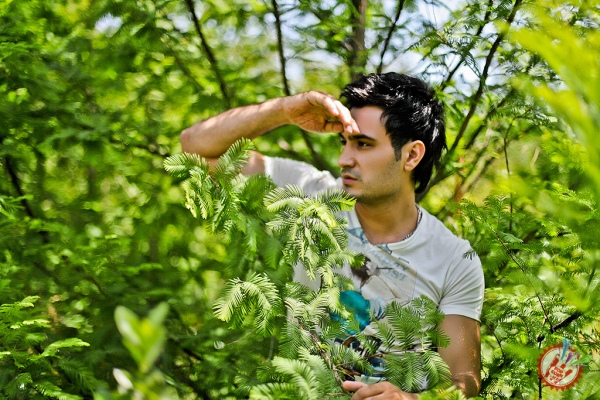 Отабек Муталхўжаевнинг “ Шоколадим мани” таронаси кимга аталган?