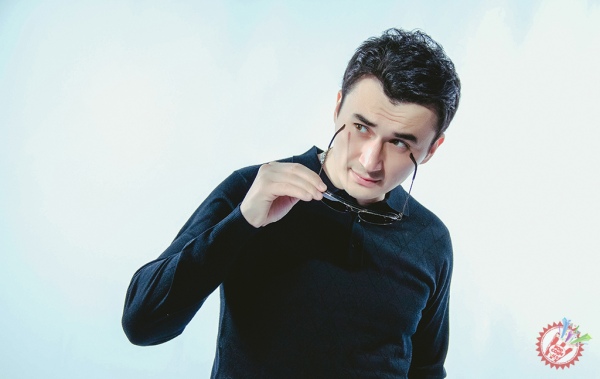 Улуғбек Раҳматуллаевнинг яккахон концерт дастури чипталари тугади