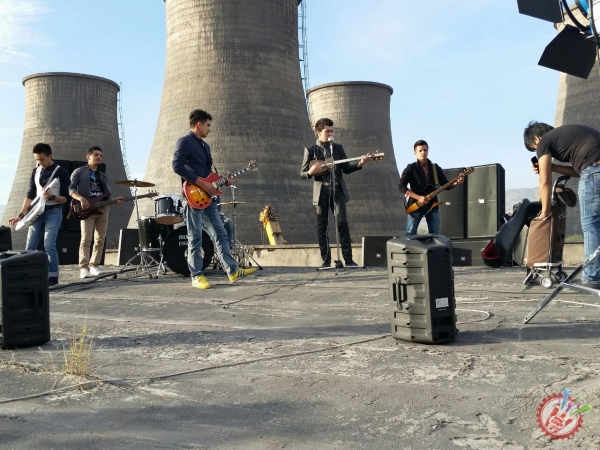 Сардор Мамадалиевдан янги видеоклип тез кунда