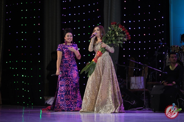 Малика Эгамбердиеванинг илк яккахон концерт дастуридан