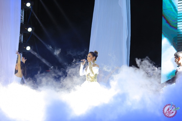 Муниса Ризаевадан янги тарона премьераси