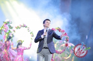 Улуғбек Раҳматуллаевнинг яккахон концерт дастурига старт берилди