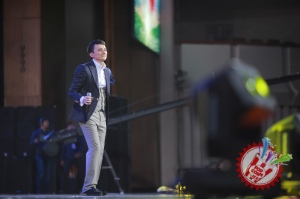 Улуғбек Раҳматуллаевнинг яккахон концерт дастурига старт берилди