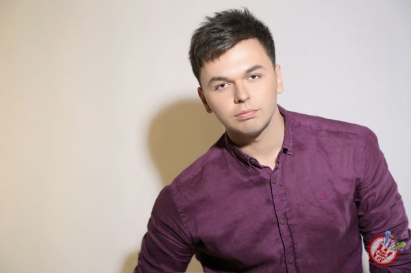 Алимнинг навбатдаги таронасини қарши олинг