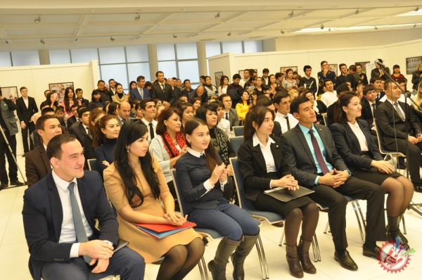 “Эртанги кун бизники, марра бизники” шиори остидаги “Ёшлар ҳафталиги”