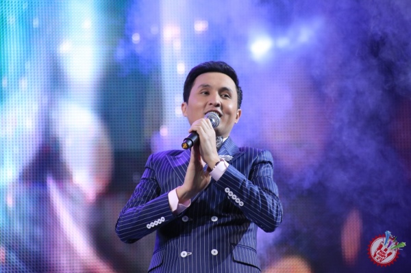 Мухлисларини ўйнатган, йиғлатган ва кулдирган Баҳром Назаров