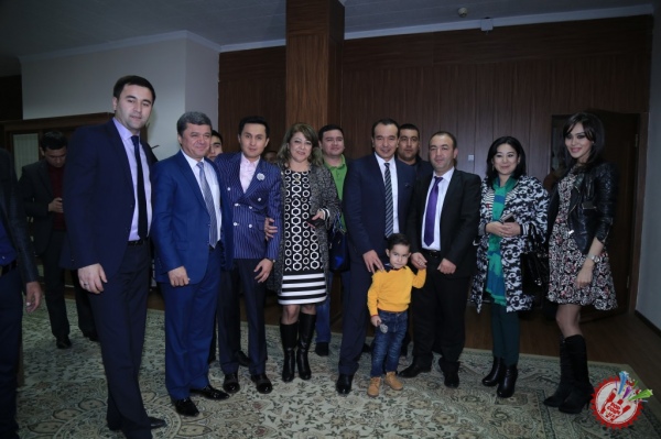 Мухлисларини ўйнатган, йиғлатган ва кулдирган Баҳром Назаров