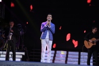 Сардор Мамадалиевнинг яккахон концерт дастуридан фоторепортаж