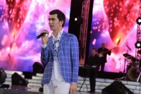 Сардор Мамадалиевнинг яккахон концерт дастуридан фоторепортаж