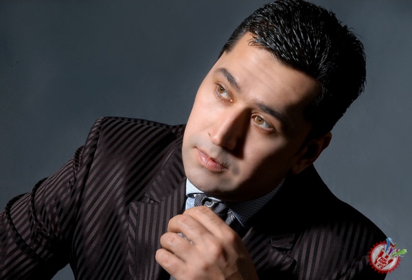 Иззат Ибрагимовдан янги тарона “Танцуй со мной