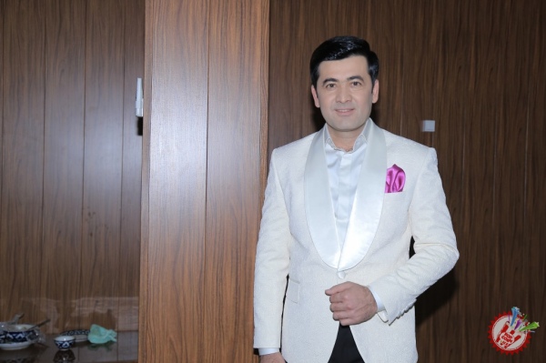 Абдурашид Йўлдошевнинг яккахон концерт дастурига фотонигоҳ