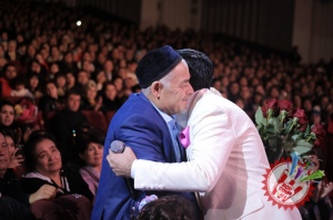 Абдурашид Йўлдошевнинг яккахон концерт дастурига фотонигоҳ