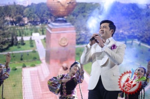 Абдурашид Йўлдошевнинг яккахон концерт дастурига фотонигоҳ